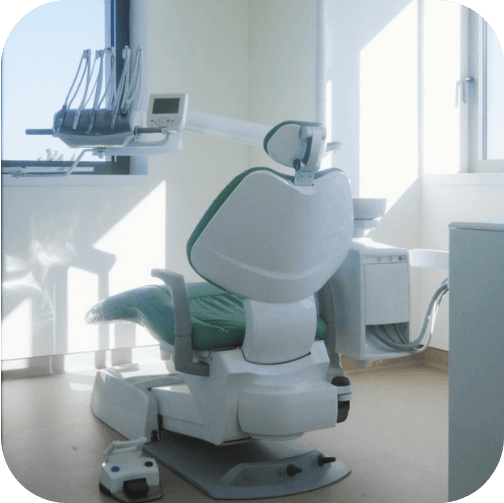 Omnia Centro Odontoiatrico - Dentista a Santarcangelo di Romagna